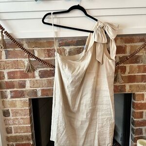 ANTONIO MELANI Cream One-Shoulder Dress